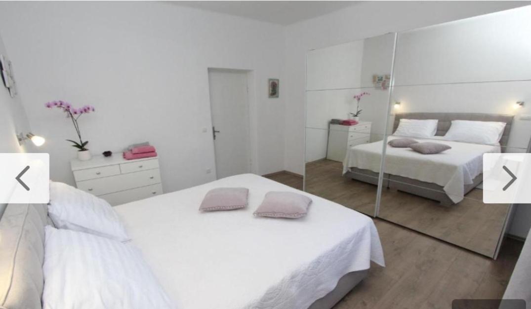 Kika Apartment Rovinj Exterior photo